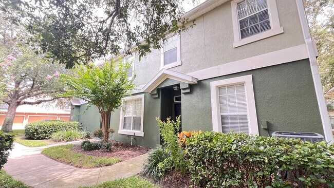 Foto del edificio - FABULOUS 3 Bedroom, 2.5 Bathroom in Apopka!