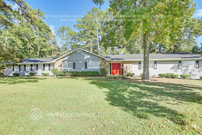Foto del edificio - 5138 Lake Forest Dr SE
