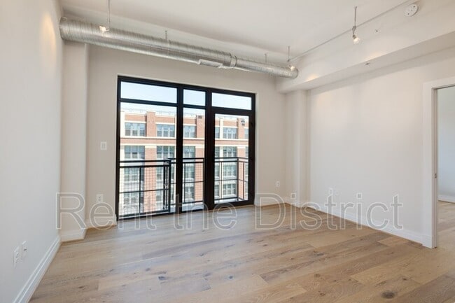 Building Photo - 301 H St NW