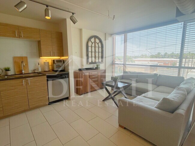 Foto del edificio - 535 W Thomas Rd