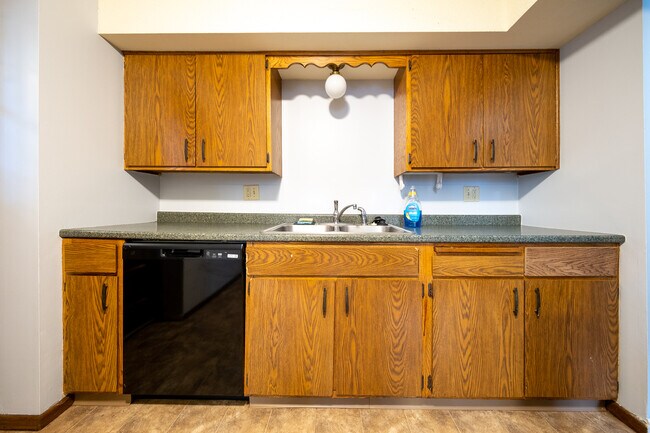 Foto del edificio - 2159 Beech St E