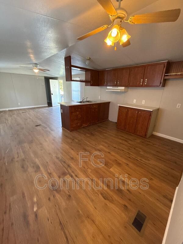 Building Photo - 3608 Shady Acres Ln