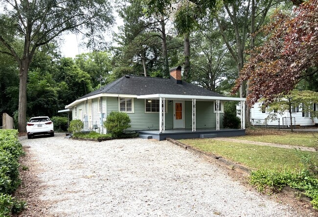 Building Photo - 166 Hart Ave