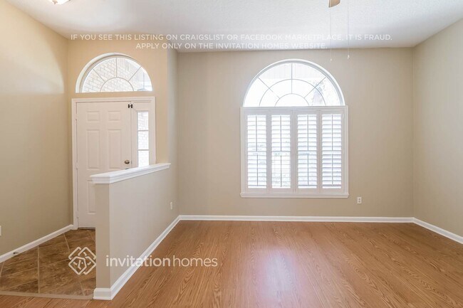 Foto del edificio - 521 Sparrow Branch Cir