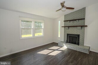Building Photo - 2816 Ballenger Creek Pike