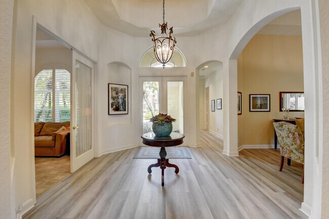 Foto del edificio - 7713 Villa D Este Way