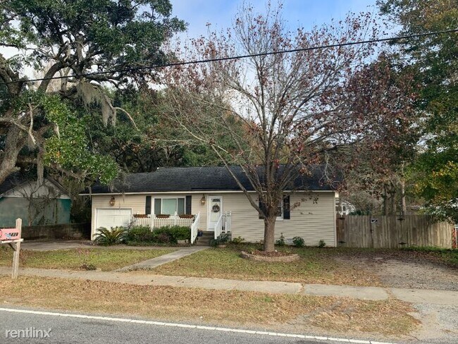 Building Photo - 3 br, 1 bath House - 2428 Midland Park Rd