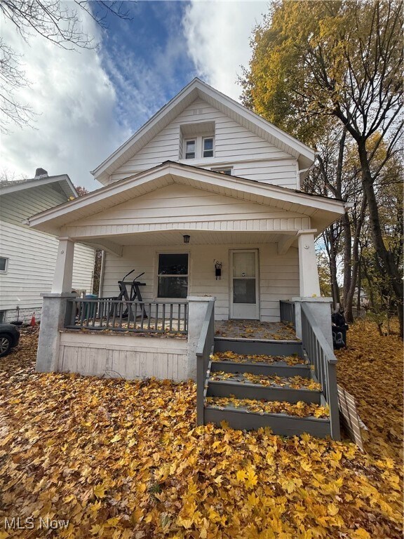 702 Grace Ave Akron, OH 44320 – photo 1