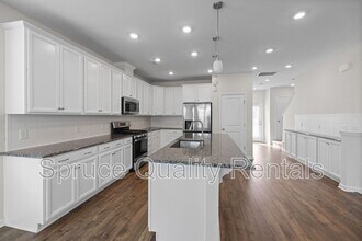 Building Photo - 1268 Commack Dr