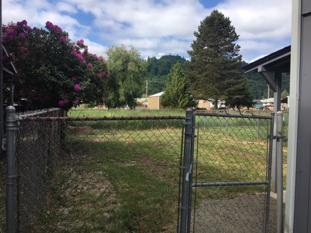 Building Photo - 120 Cowan Ct