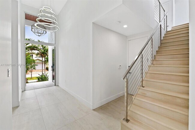 Foto del edificio - 1615 NE 3rd Ct