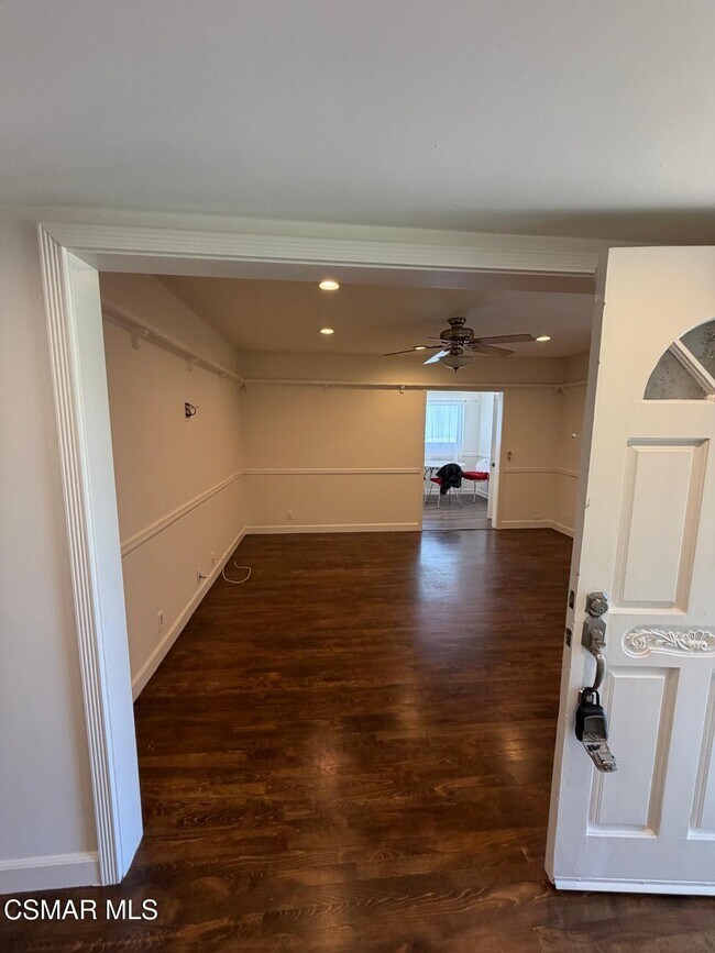 Foto del edificio - 23723 Oxnard St