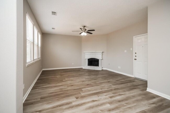 Building Photo - 8210 Point Pendleton Dr