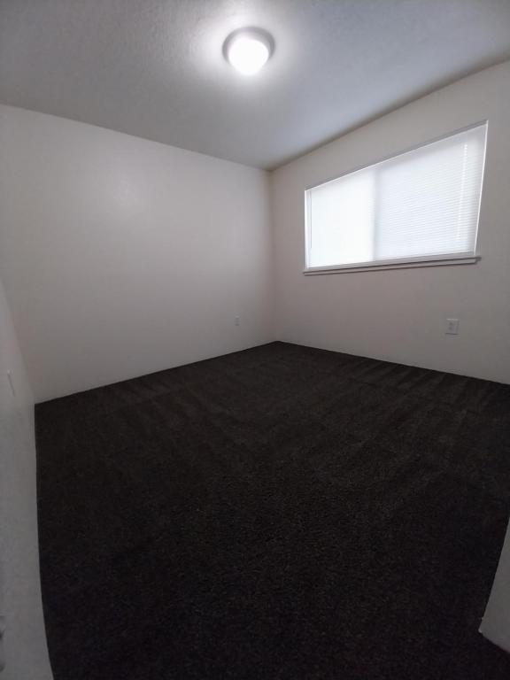 Foto del edificio - 444 NW D St