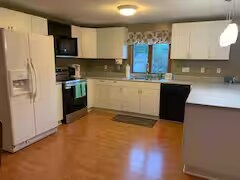 Foto del edificio - 8 Woodbridge Rd