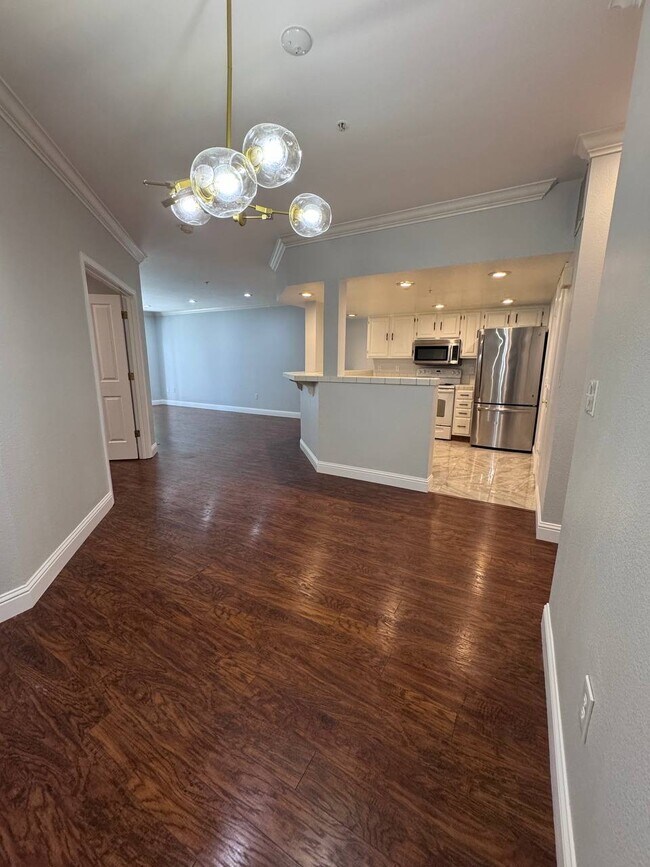 Foto del edificio - 216 Stone Pine Ln