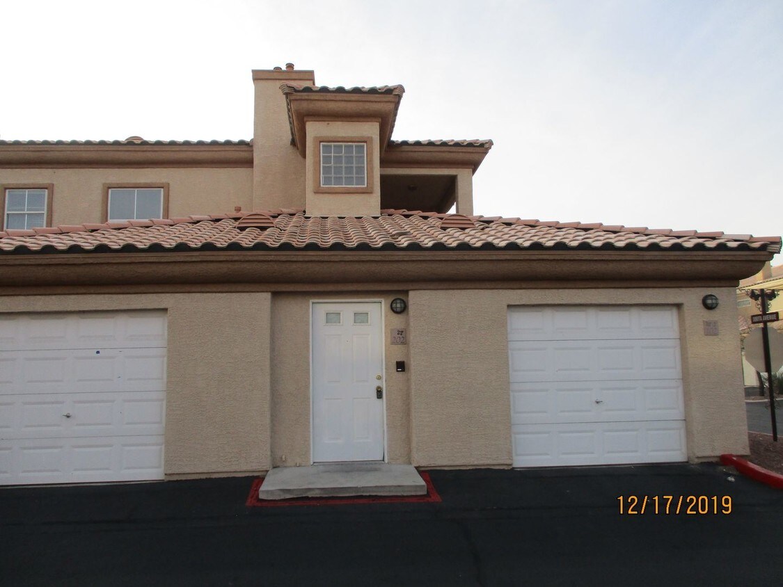 Primary Photo - 2 br, 2 bath House - 3609 GALATEA ST #202