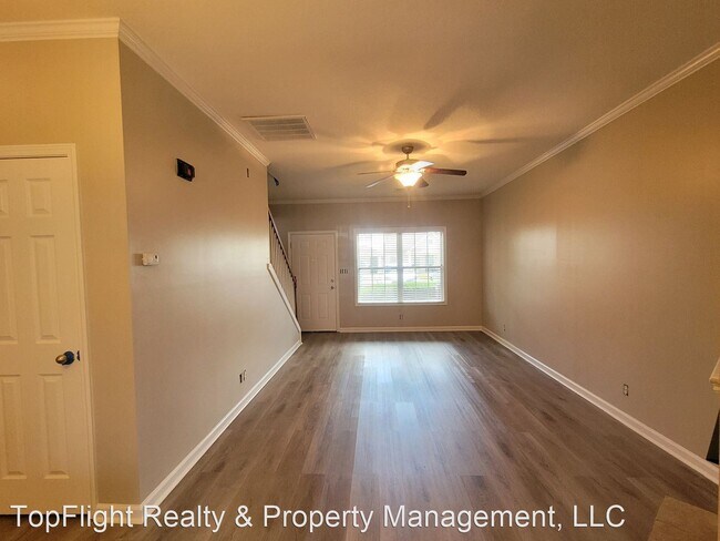 Building Photo - 2 br, 2.5 bath House - 72 John Sevier Avenue