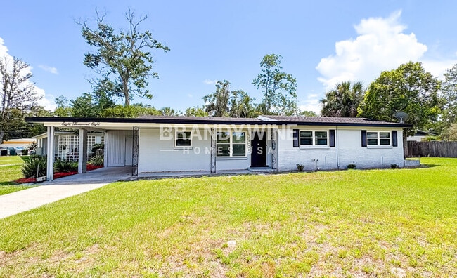 Building Photo - 8008 Santillo Dr