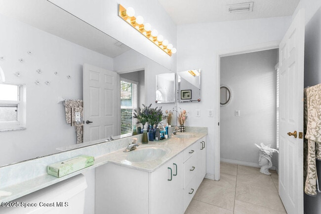 Foto del edificio - 4243 Pondapple Dr