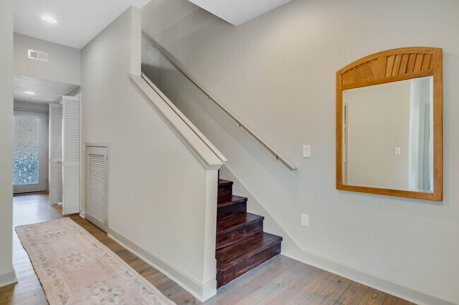 Foto del edificio - Amazing 4/4.5 End Unit Townhome in Colonia...