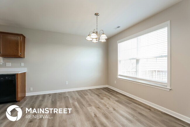 Foto del edificio - 2651 Hansford Dr