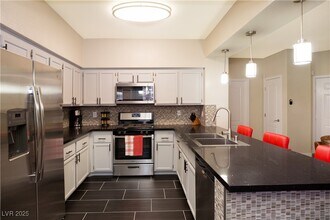 Building Photo - 1505 Truett St