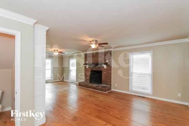 Building Photo - 36 Lowery Rd S W