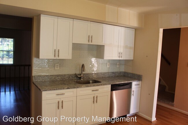 Building Photo - 3 br, 3.5 bath House - 18 Indian Hills Court