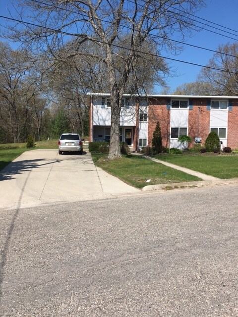 Primary Photo - 9202A Rhode Island Street