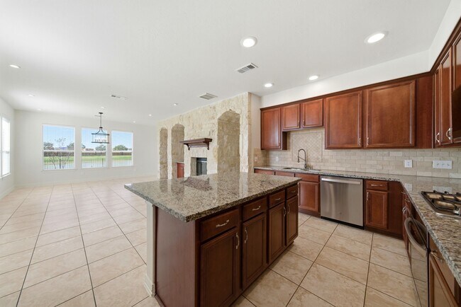 Foto del edificio - 23019 Spellbrook Bend Ln