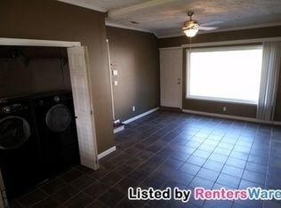 Foto del edificio - East Nashville 2 Bedroom Home Ready to Rent
