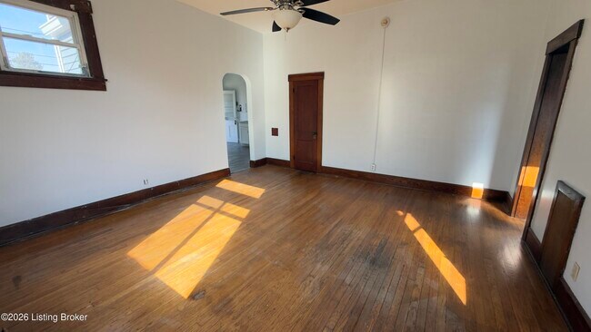 Foto del edificio - 2121 Culbertson Ave