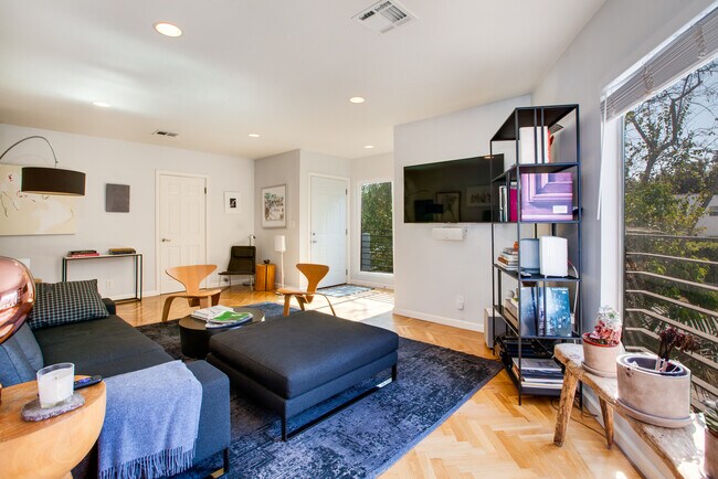 Living room - 8574 Rugby Dr