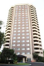 Building Photo - 1501 Clairmont Rd