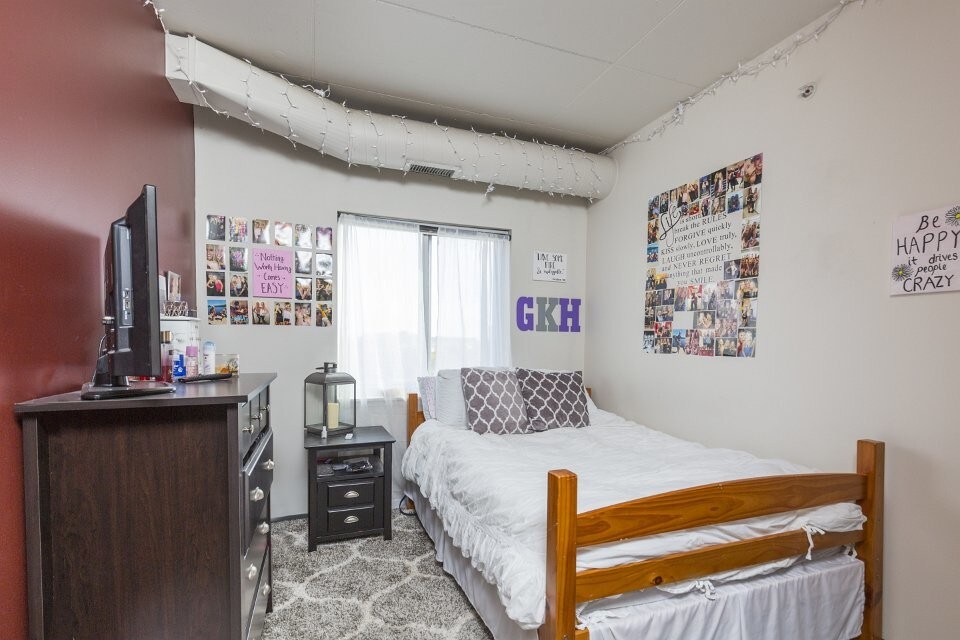 Foto del edificio - 210 N Charter St