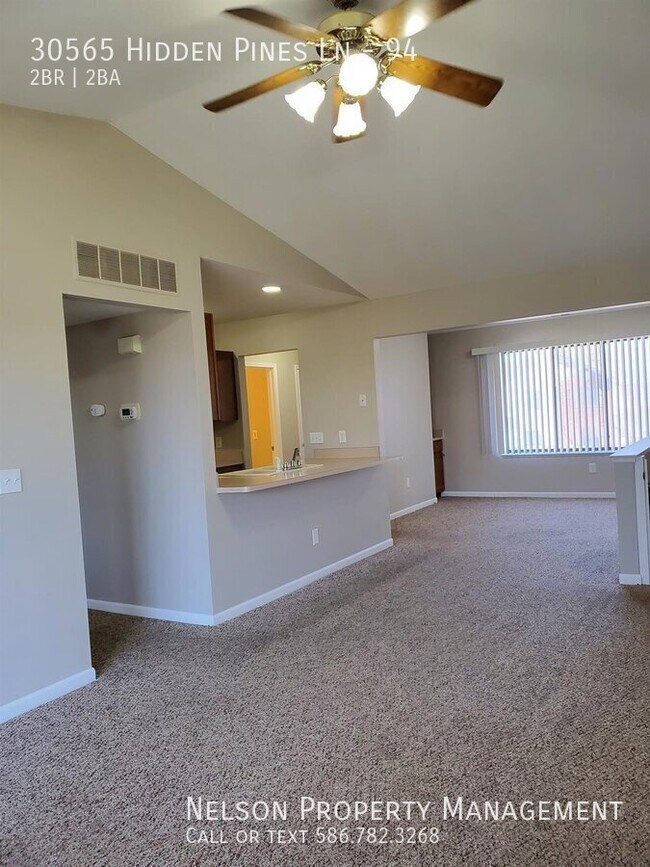 Foto del edificio - 30565 Hidden Pines Ln