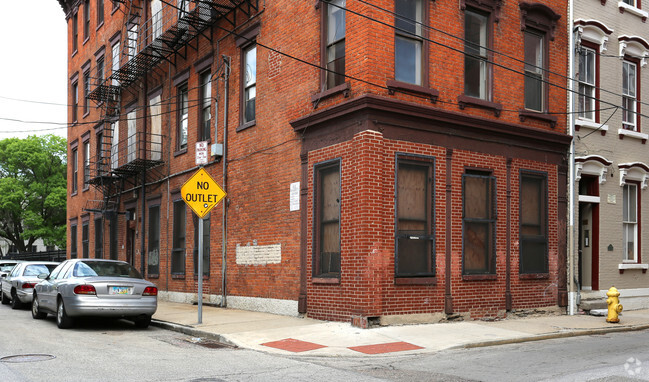 Foto del edificio - 1400 Clay St