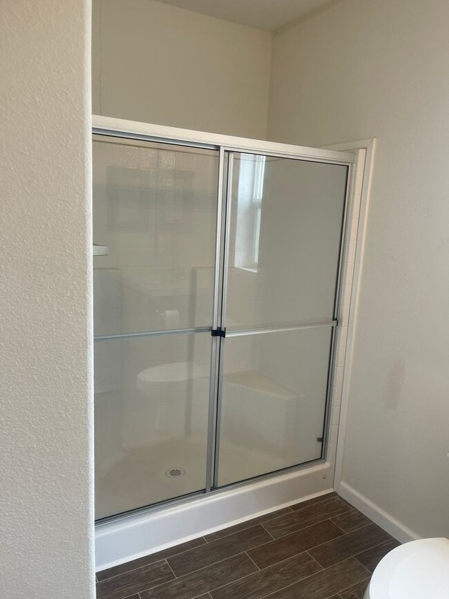 Building Photo - 3bed 2bath + bonus room, natural landscaping, Split Floor Plan Lower Magalia Paradise Pines