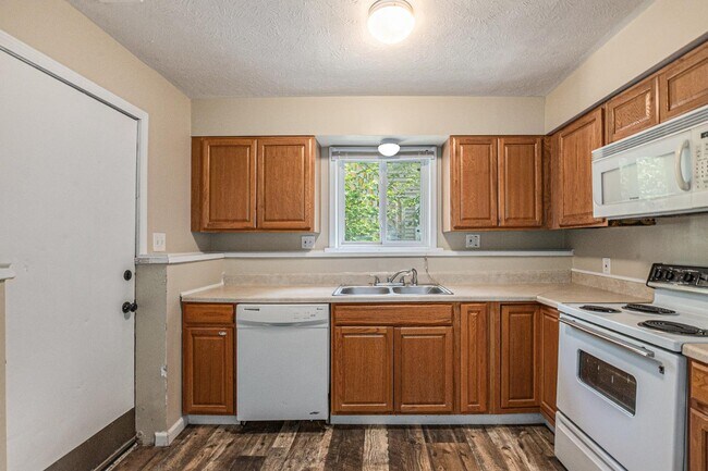 Foto del edificio - 4434 E Willoughby Rd
