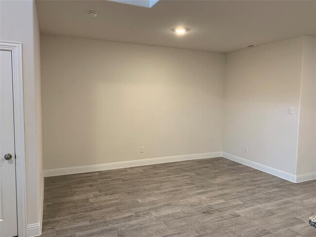 Building Photo - 8378 Caribou Dr