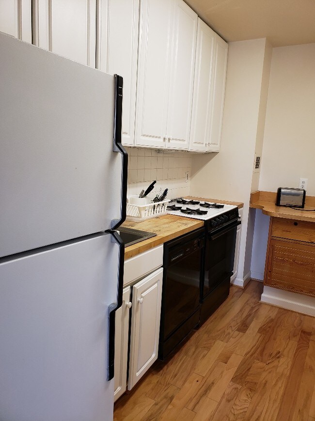 Building Photo - 4242 East West Highway