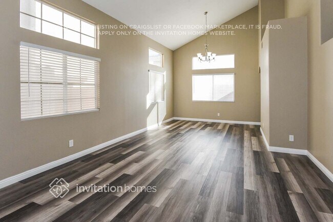 Foto del edificio - 2055 Pescara Ct