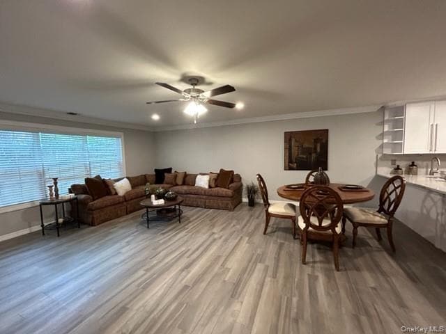 Building Photo - 98 Village Green Dr