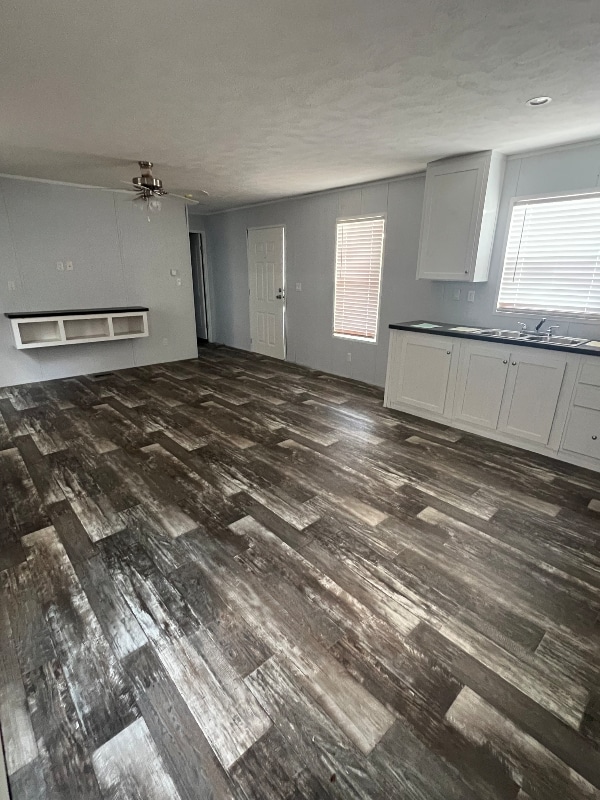 Building Photo - 507 McManus St