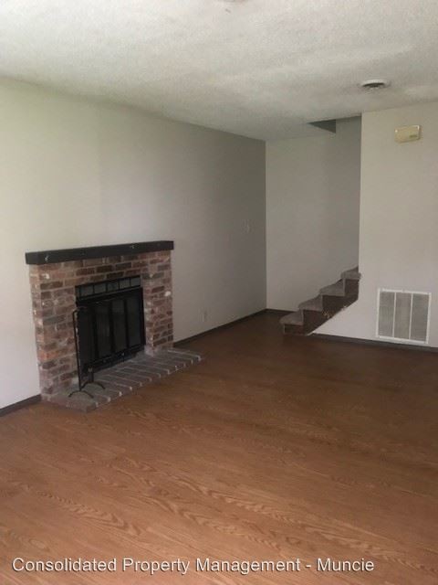 Foto principal - 3904-3910 N Franklin St