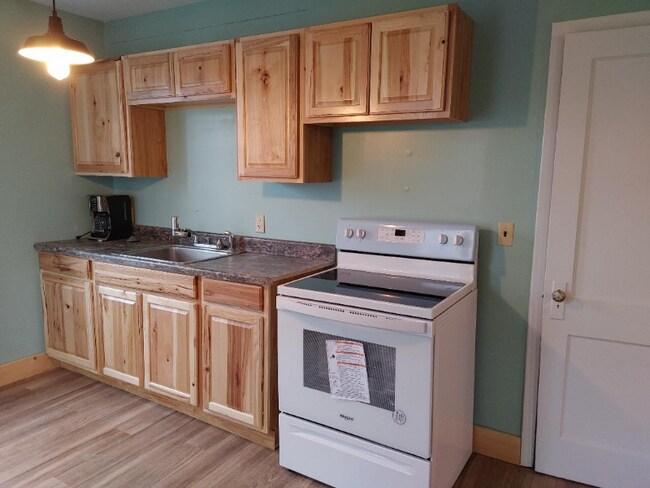 Foto del edificio - 8 Freehold Mills Dr