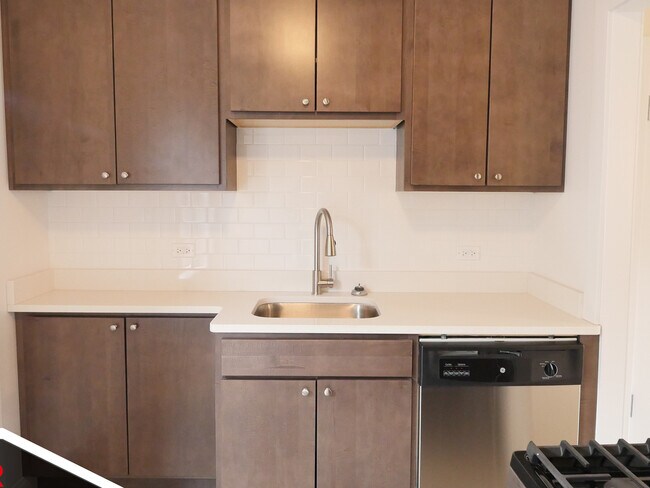 Foto del edificio - 2639 N Spaulding Ave