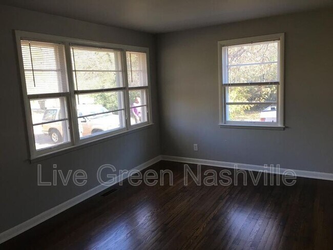 Foto del edificio - 430 Ewing Ln