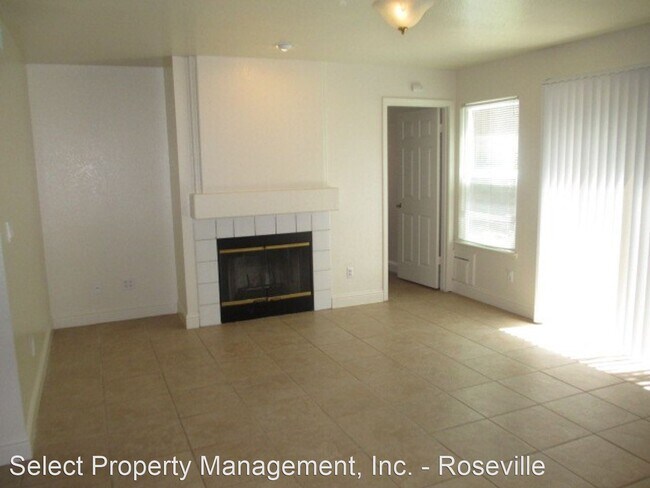Building Photo - 5 br, 2.5 bath House - 3741 Aurora Loop